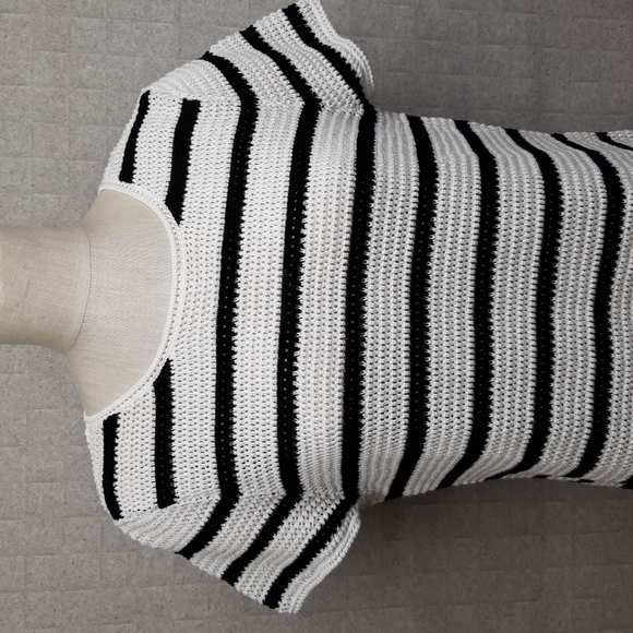 Talbots Sweater - Picture 2 of 7